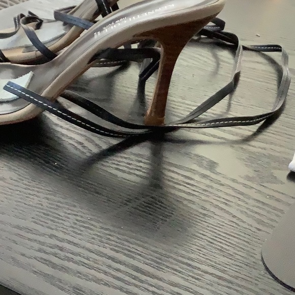 Kenneth Cole “dance with me” black stiletto heel - Picture 2 of 2